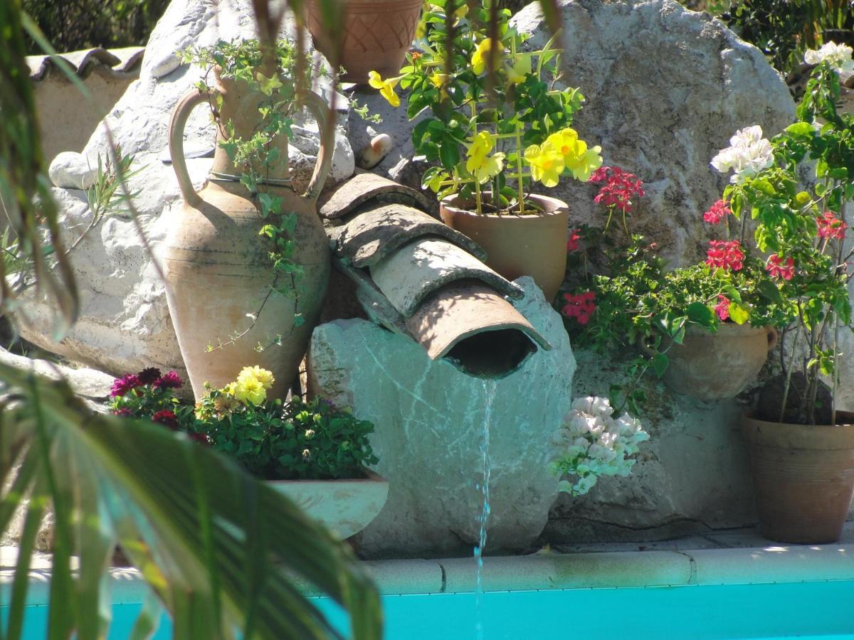 Bed and Breakfast L'Alivu Couches Esterno foto